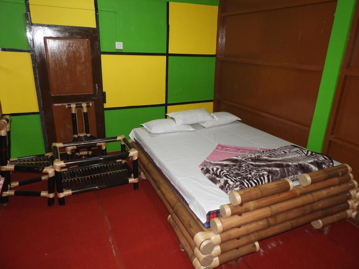 Prakriti Neerh Hotel Jyoti Gaon Kültér fotó